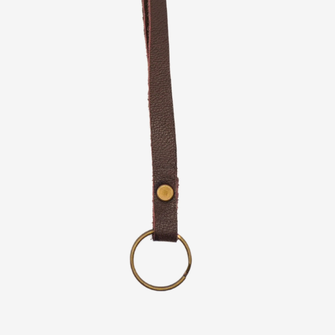 Junies visselpipsband svenskt läder närbild brown #color_brown