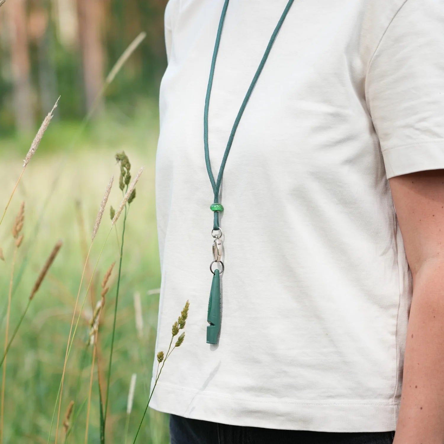 Miljobild junies visselpipsband pärla dark green #color_dark-green